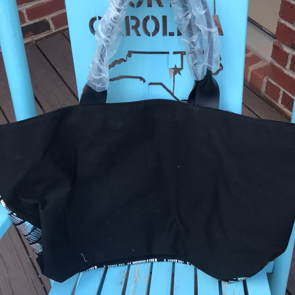 Victoria Secret Carry Bag NWT sequins Silver & Black Retail $68 - Picture 5 of 7